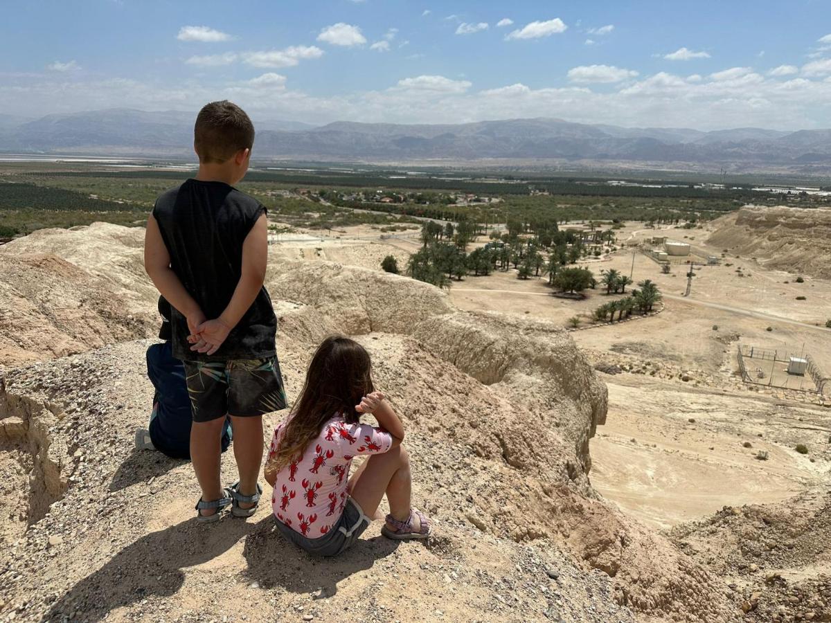 Belfer'S Dead Sea Cabins Neot HaKikar Eksteriør bilde