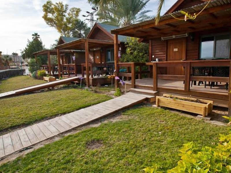 Belfer'S Dead Sea Cabins Neot HaKikar Eksteriør bilde